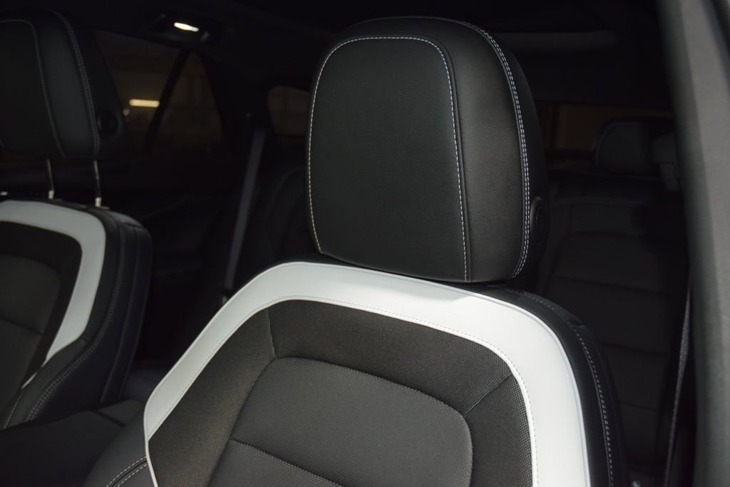 Used 2024 Chevrolet Blazer EV LT image 37