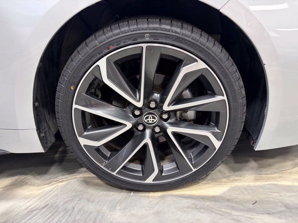 Used 2020 Toyota Corolla SE FWD image 23