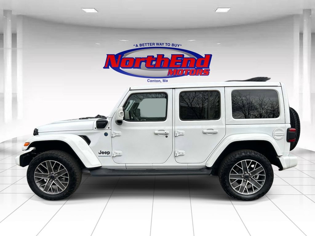 Used 2024 Jeep Wrangler High Altitude AWD/4WD image 6