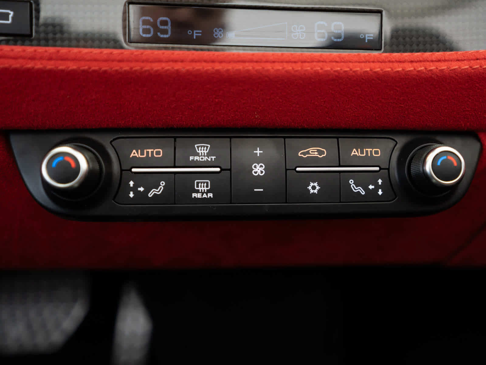 Certified 2022 Ferrari F8 Tributo RWD image 26