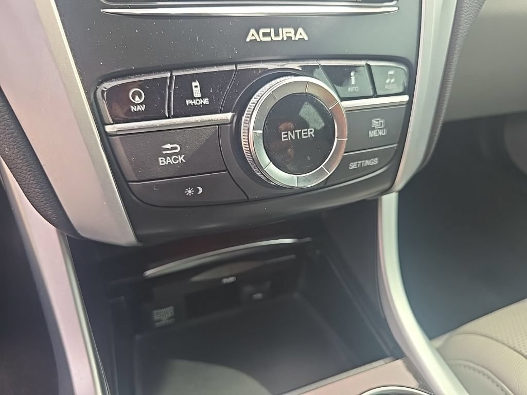 Used 2017 Acura TLX V6 w/ Technology Package FWD image 25
