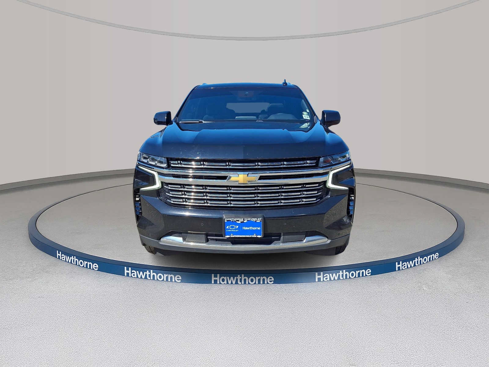 Used 2023 Chevrolet Tahoe Premier AWD/4WD image 2
