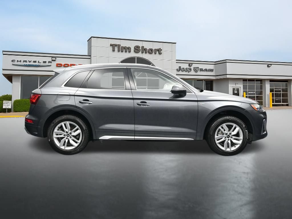Used 2022 Audi Q5 2.0T Premium w/ Convenience Package AWD/4WD image 6