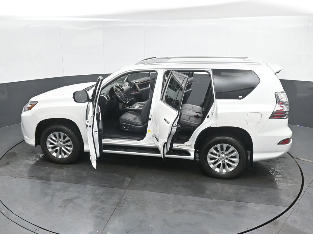 Used 2019 Lexus GX 460 image 54