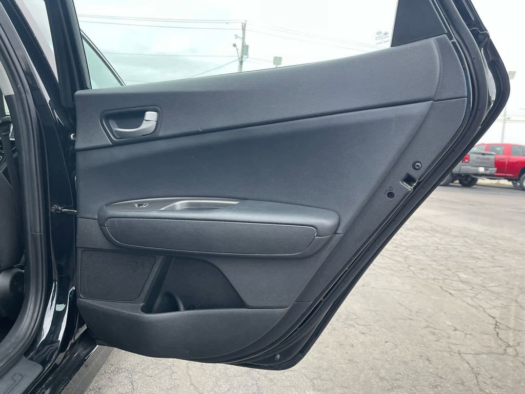 Used 2020 Kia Optima LX FWD image 13