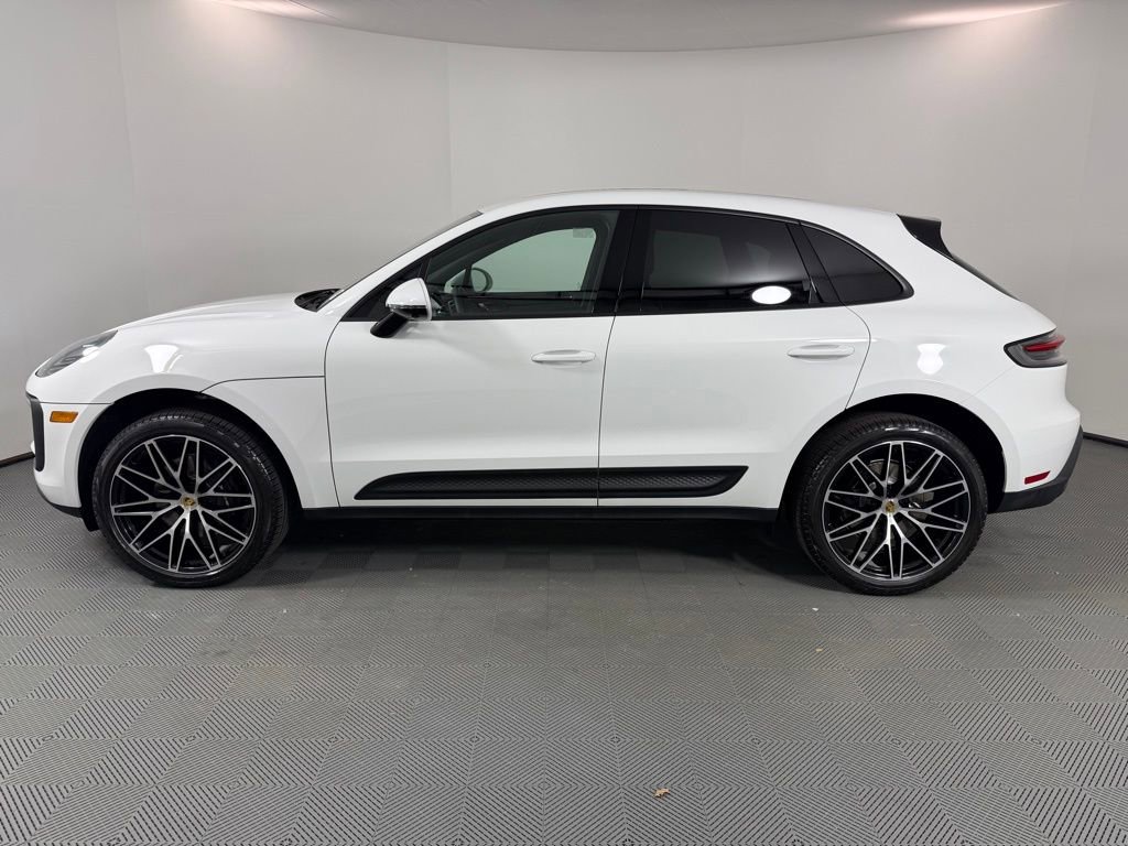 Certified 2026 Porsche Macan Turbo image 2