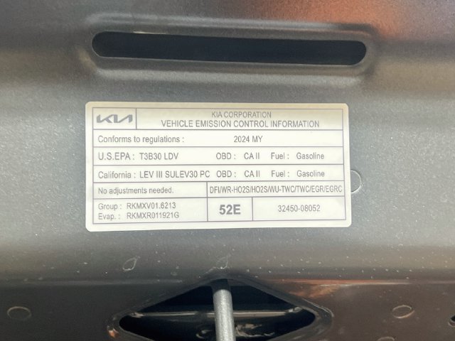 Used 2024 Kia Niro EX Touring FWD image 2