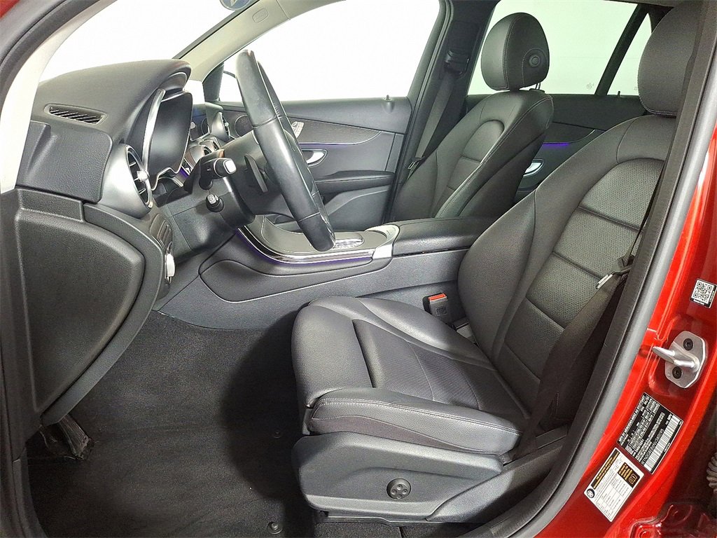 Used 2022 Mercedes-Benz GLC 300 4MATIC image 16