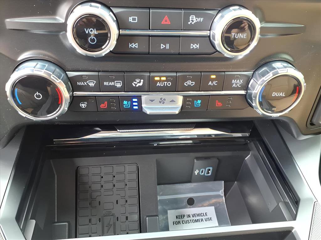 New 2026 Ford F350 4x4 Crew Cab Super Duty image 13