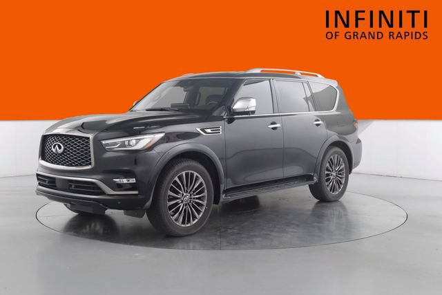 Used 2023 INFINITI QX80 Sensory AWD/4WD image 3