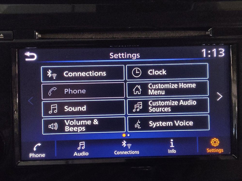 Used 2022 Nissan Rogue Sport SV FWD image 25