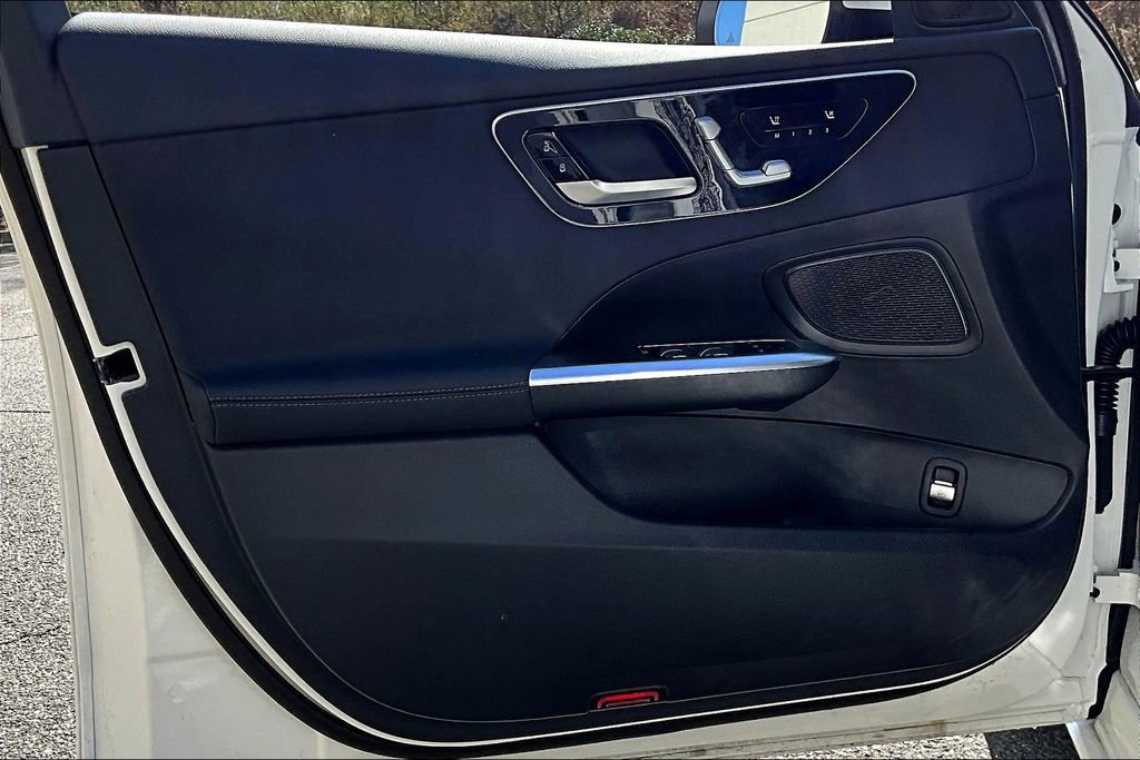 Used 2025 Mercedes-Benz C 300 4MATIC Sedan image 18