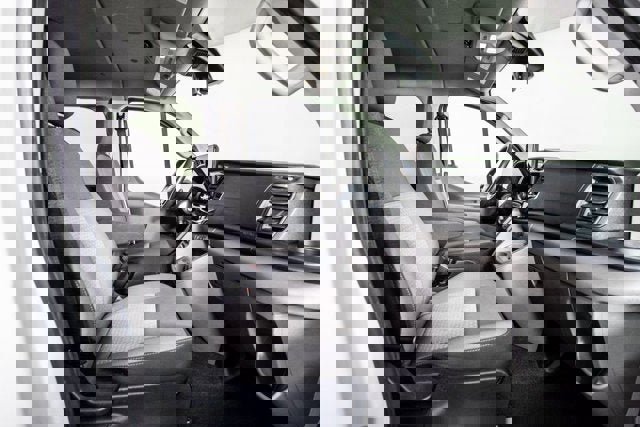 Used 2024 Ford Transit 350 XLT image 8