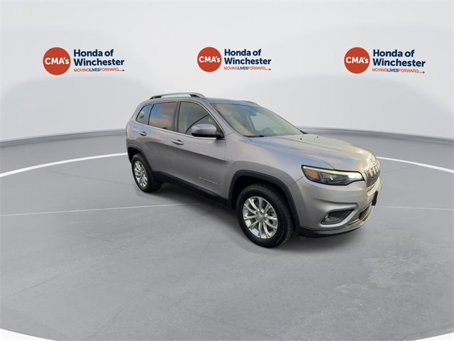Used 2019 Jeep Cherokee Latitude w/ Cold Weather Group image 12