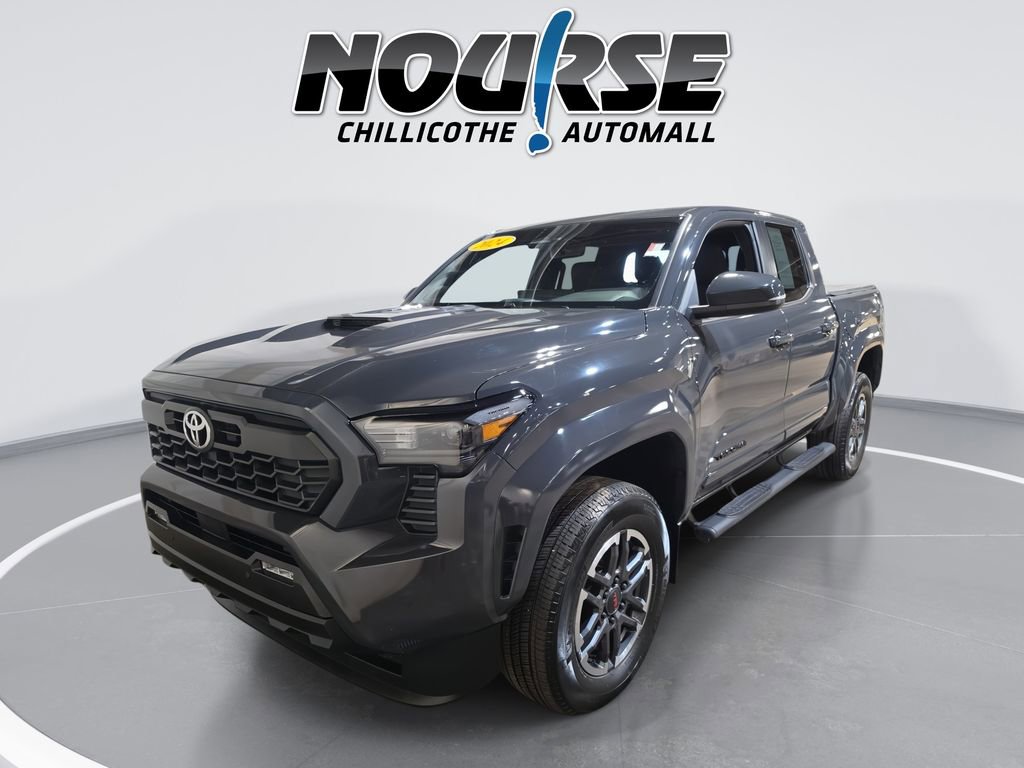 Used 2024 Toyota Tacoma TRD Sport w/ TRD Sport Upgrade Package AWD/4WD video 1