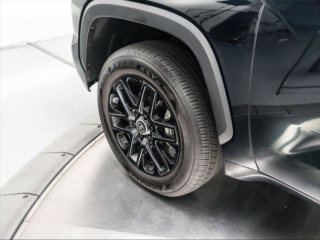 Used 2024 Toyota Tundra Limited AWD/4WD image 12