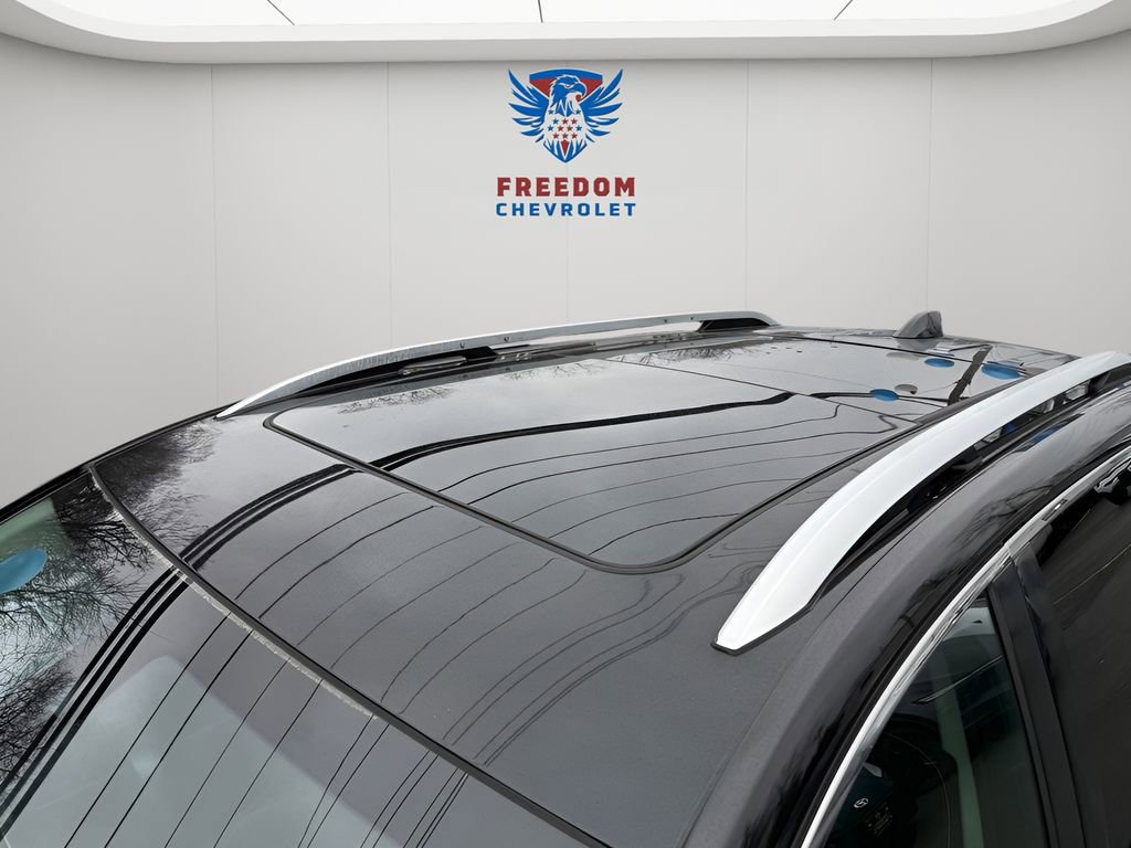 Used 2018 GMC Terrain Denali w/ Advanced Safety Package AWD/4WD image 16