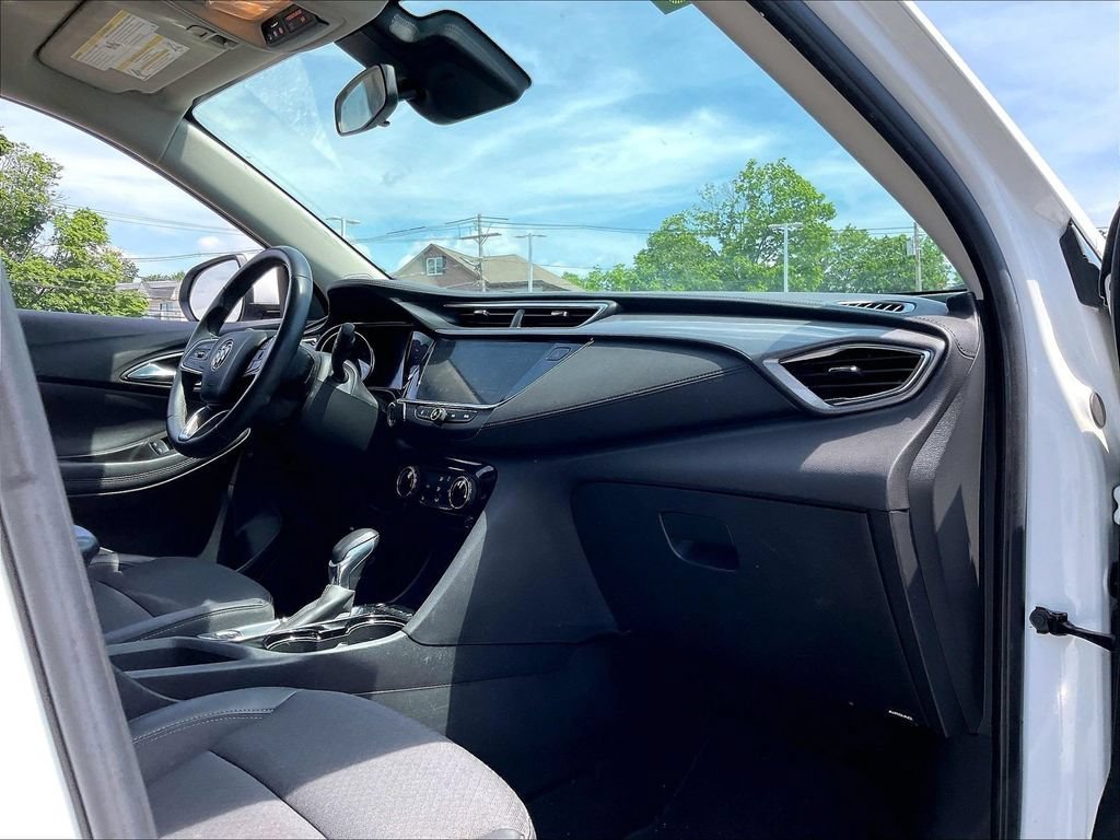 Used 2022 Buick Encore GX Preferred w/ Cold Weather Comfort Package AWD/4WD image 14