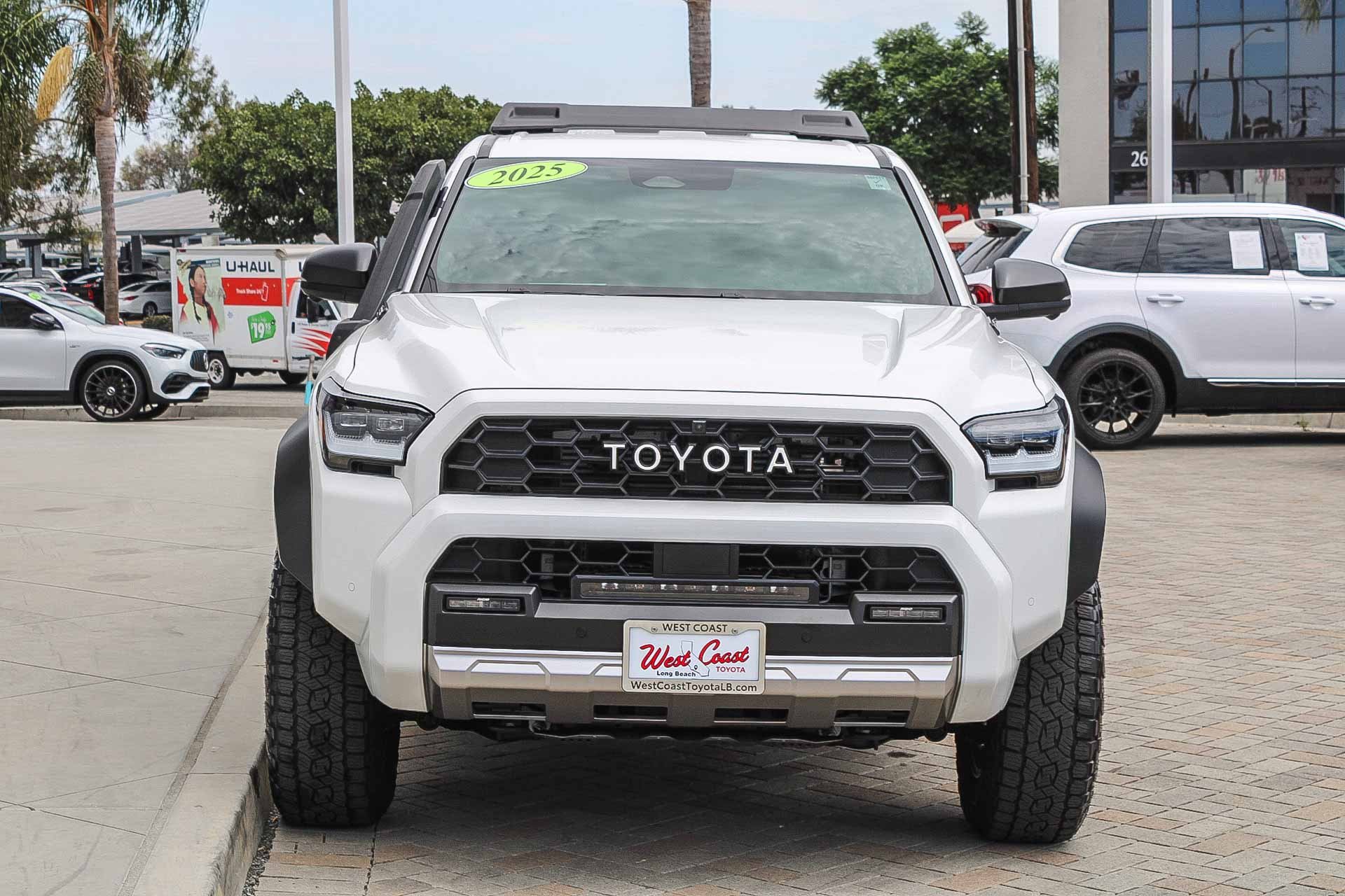 Certified 2025 Toyota 4Runner Trailhunter AWD/4WD image 2