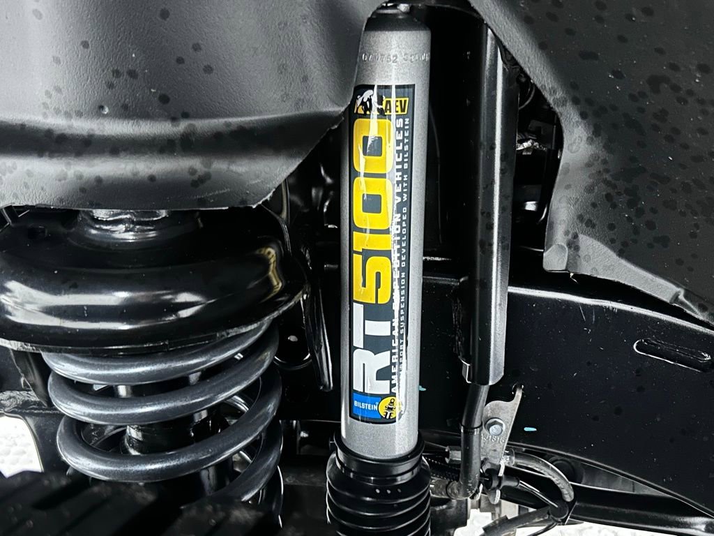 Certified 2025 Jeep Wrangler Willys image 12