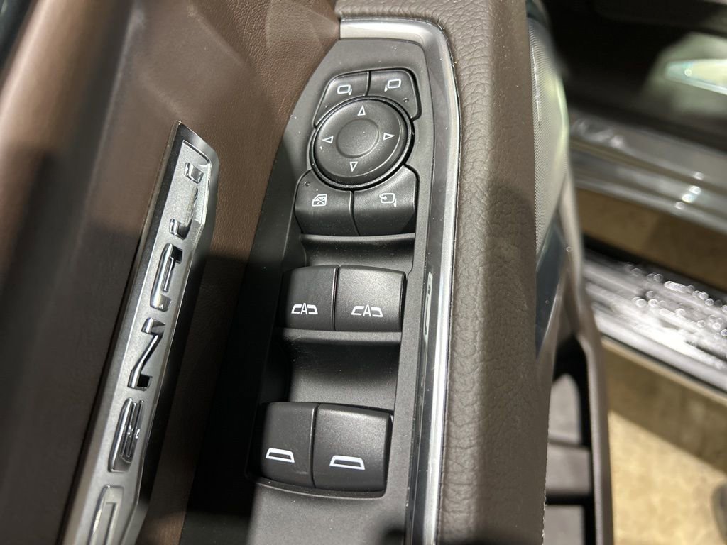 New 2026 GMC Sierra 1500 Denali w/ Denali Reserve Package AWD/4WD image 19