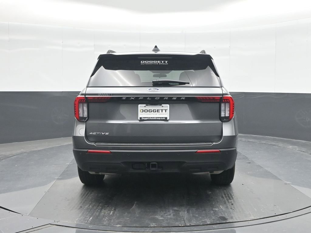 New 2026 Ford Explorer Active image 17