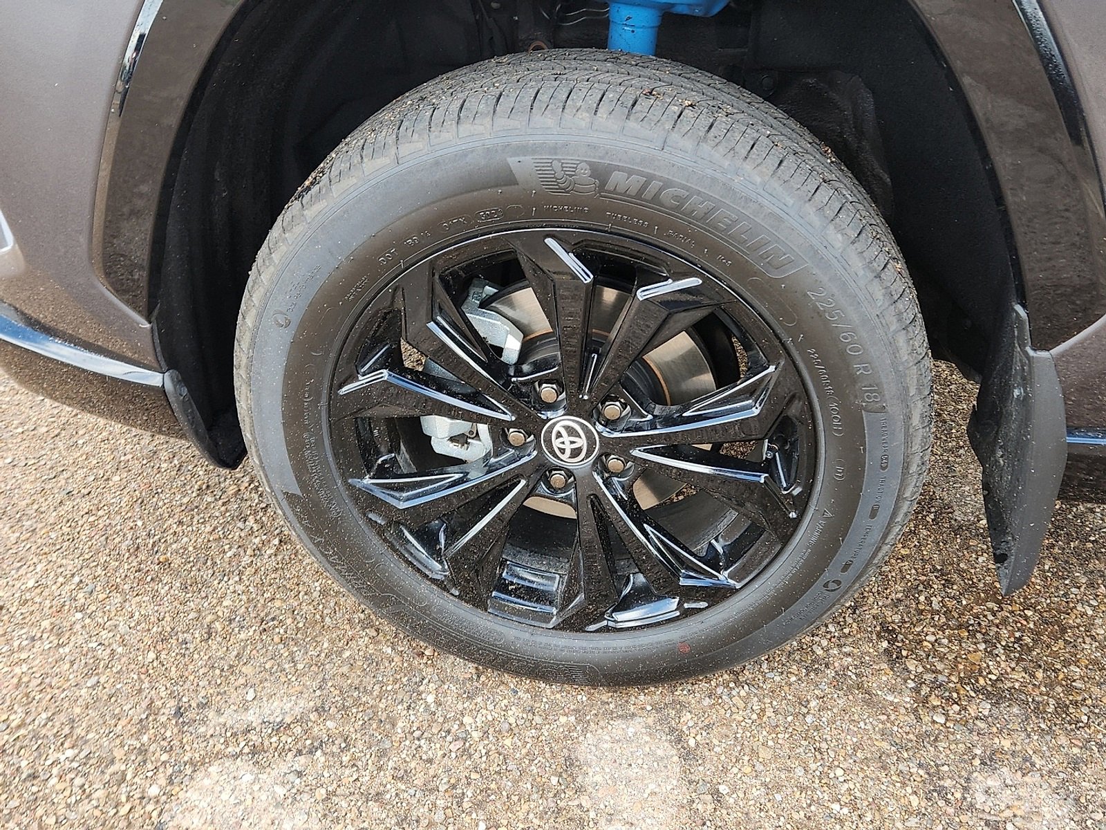 Used 2024 Toyota RAV4 XSE w/ Weather Package image 7