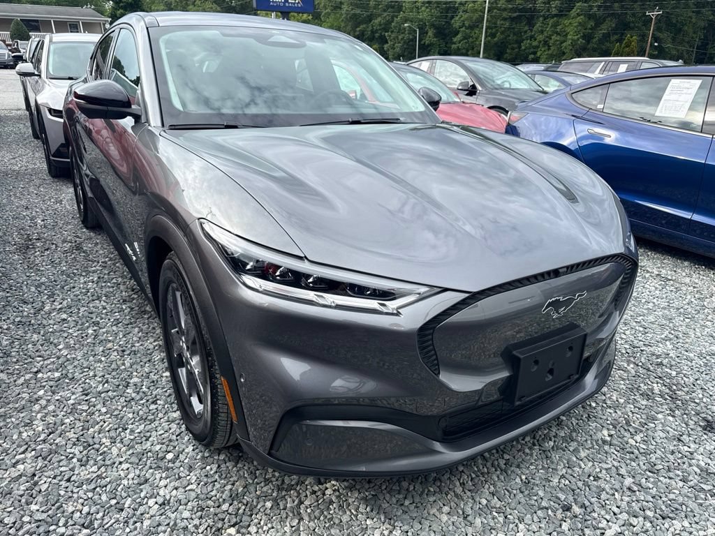 Used 2023 Ford Mustang Mach-E Select RWD image 2