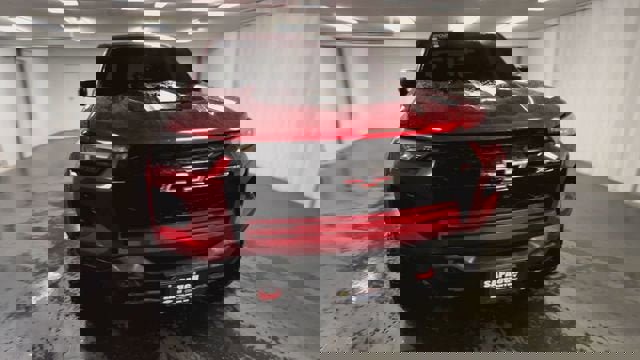 Certified 2025 Chevrolet Colorado ZR2 w/ Technology Package image 3