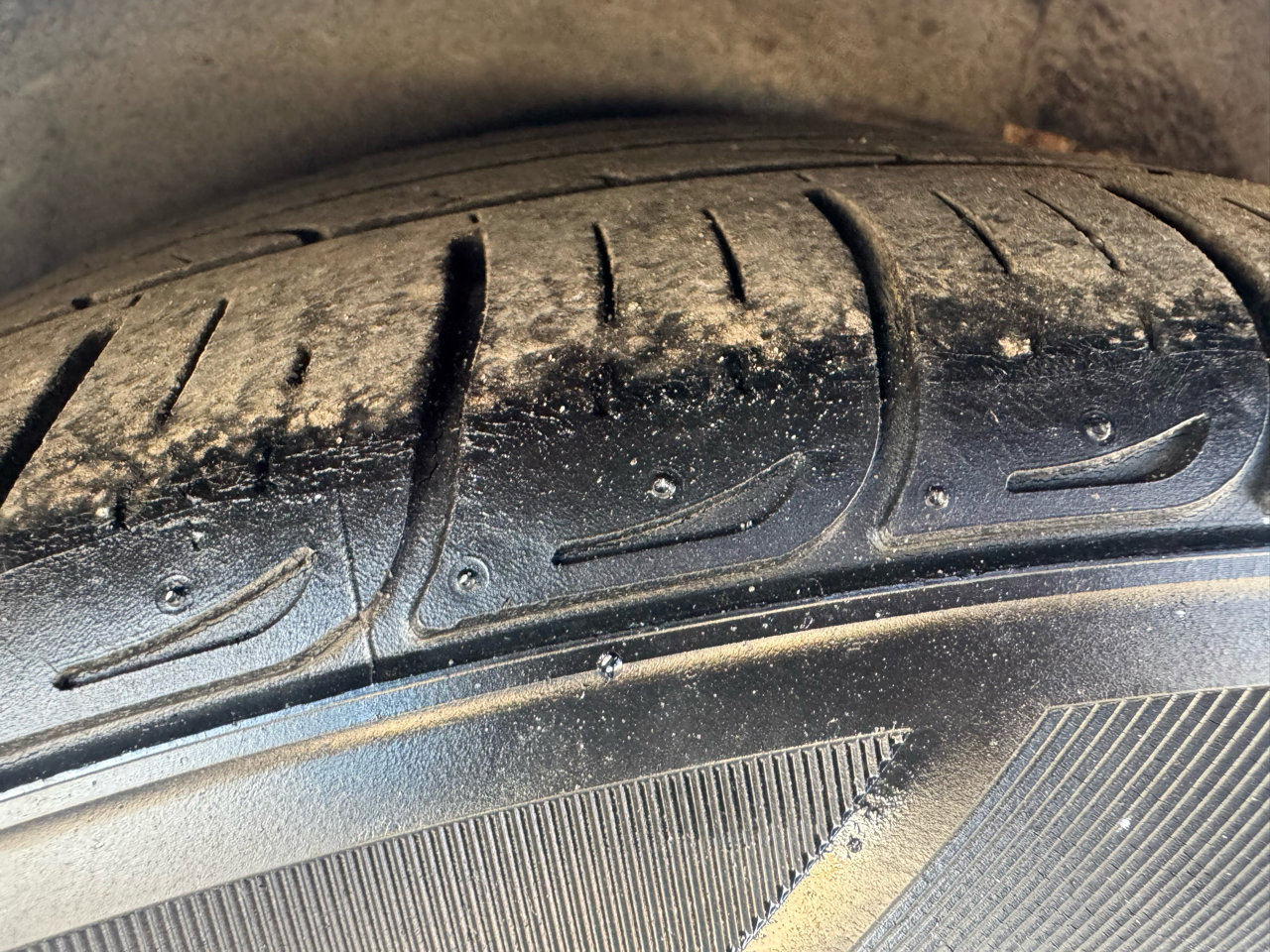 Used 2017 Ford Fusion Energi SE image 10