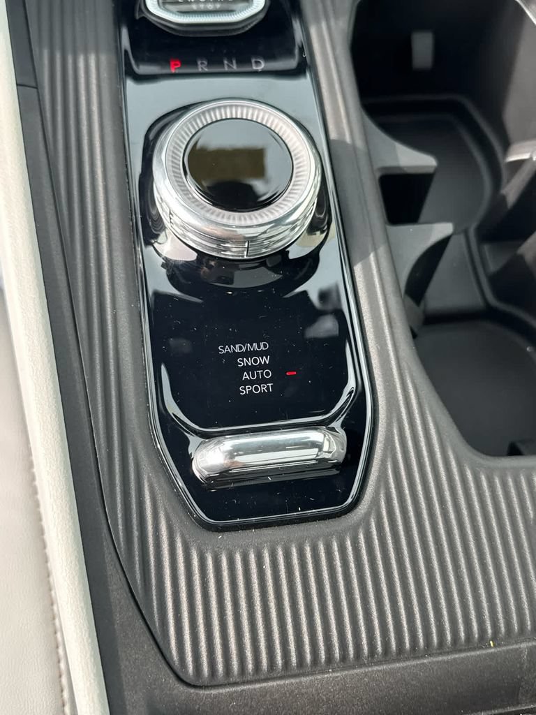 New 2026 Jeep Cherokee Limited AWD/4WD image 26