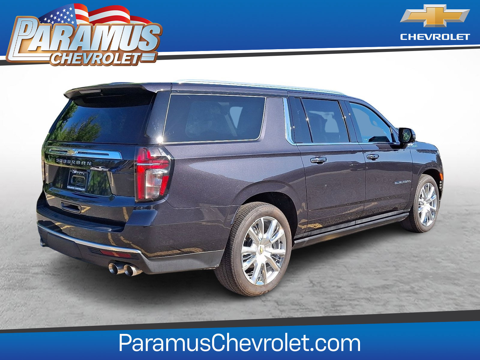 Used 2024 Chevrolet Suburban High Country AWD/4WD image 6