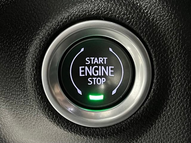 Used 2022 GMC Sierra 3500 Denali w/ Denali Ultimate Package AWD/4WD image 33
