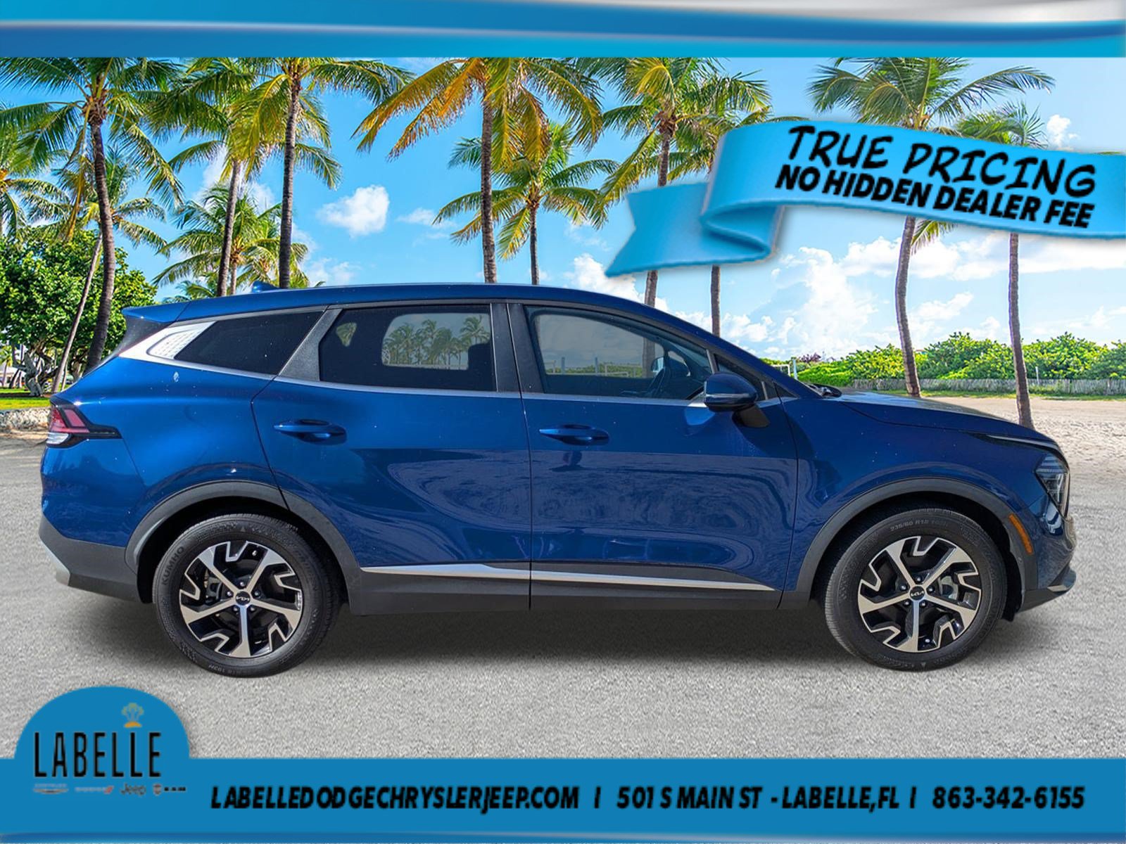 Used 2024 Kia Sportage EX FWD image 3