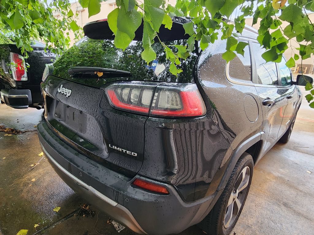 Used 2019 Jeep Cherokee Limited FWD image 6