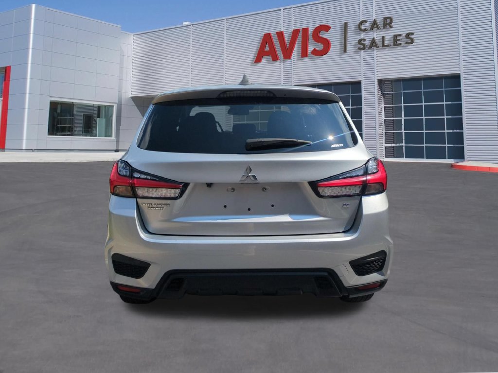 Used 2025 Mitsubishi Outlander Sport SE AWD/4WD image 7