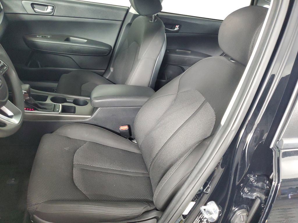 Used 2020 Kia Optima LX image 12