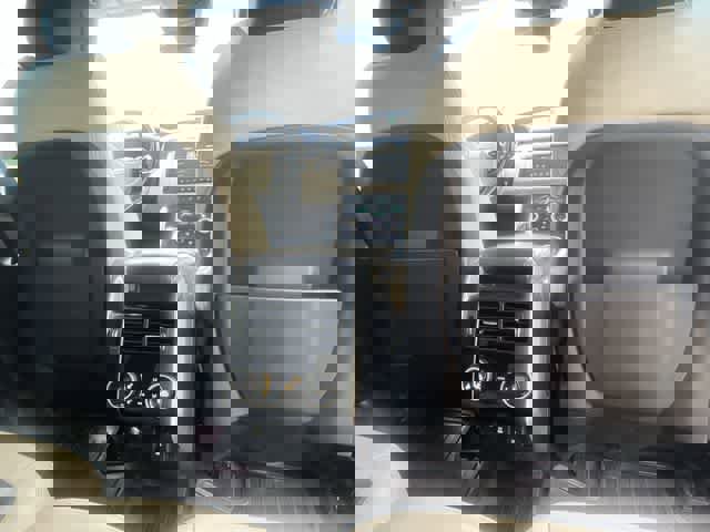 Used 2019 Land Rover Range Rover Sport HSE Dynamic image 13