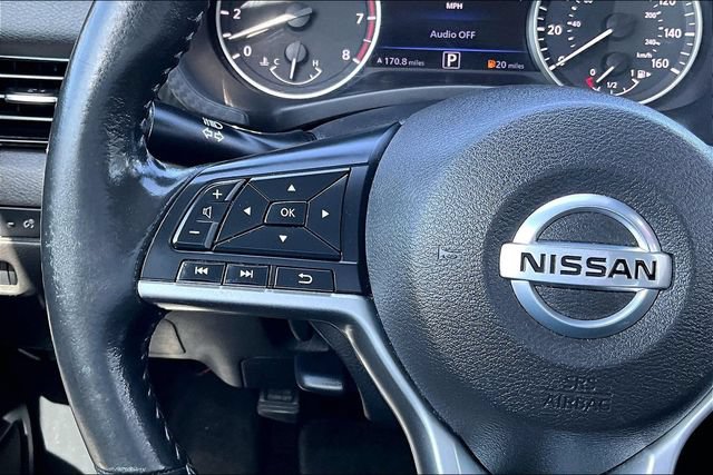 Certified 2022 Nissan Sentra SV FWD image 11