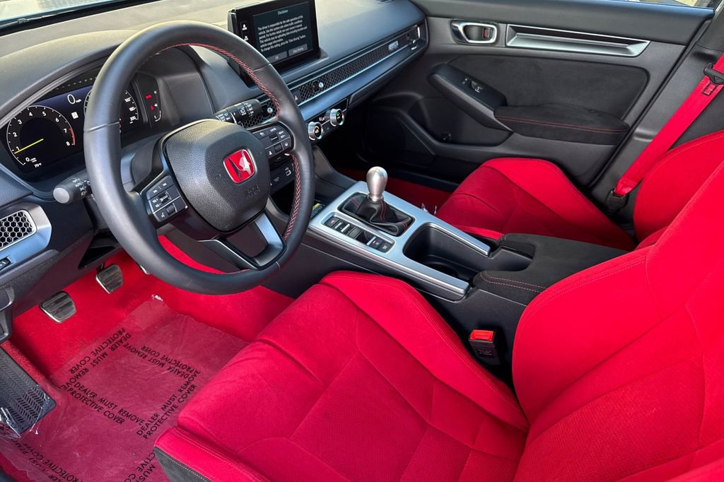 Used 2025 Honda Civic Type R image 9