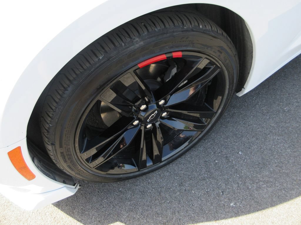 Certified 2024 Chevrolet Camaro LT w/ Redline Edition RWD image 13