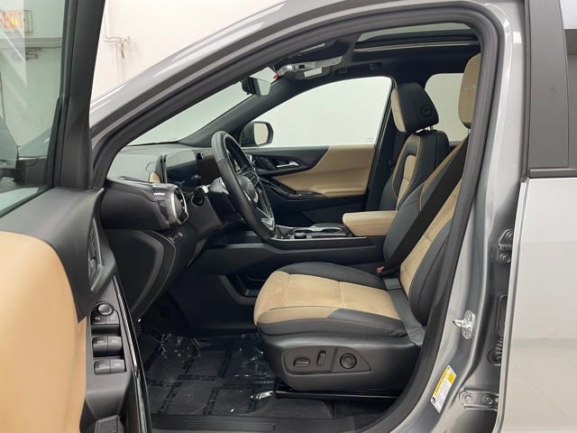 New 2025 Chevrolet Equinox ACTIV w/ Safety and Technology Package image 10