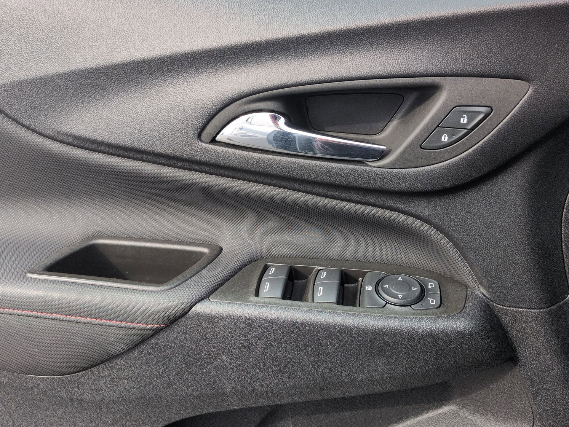Certified 2023 Chevrolet Equinox RS AWD/4WD image 23