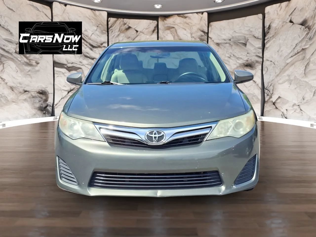 Used 2012 Toyota Camry LE FWD image 2