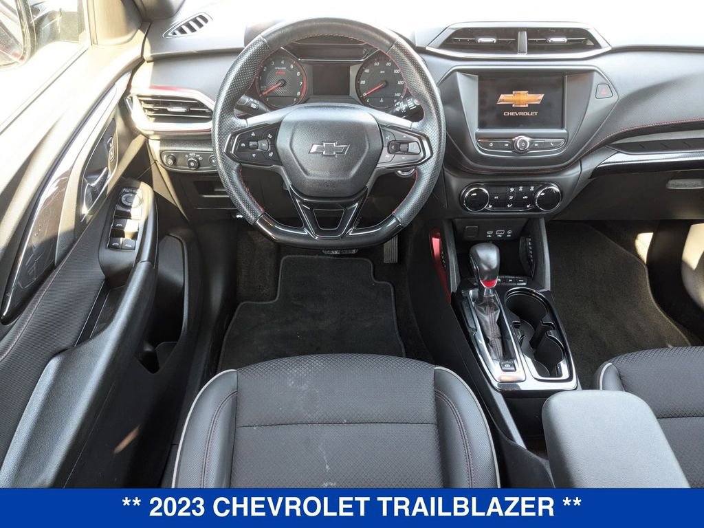 Used 2023 Chevrolet TrailBlazer RS image 29
