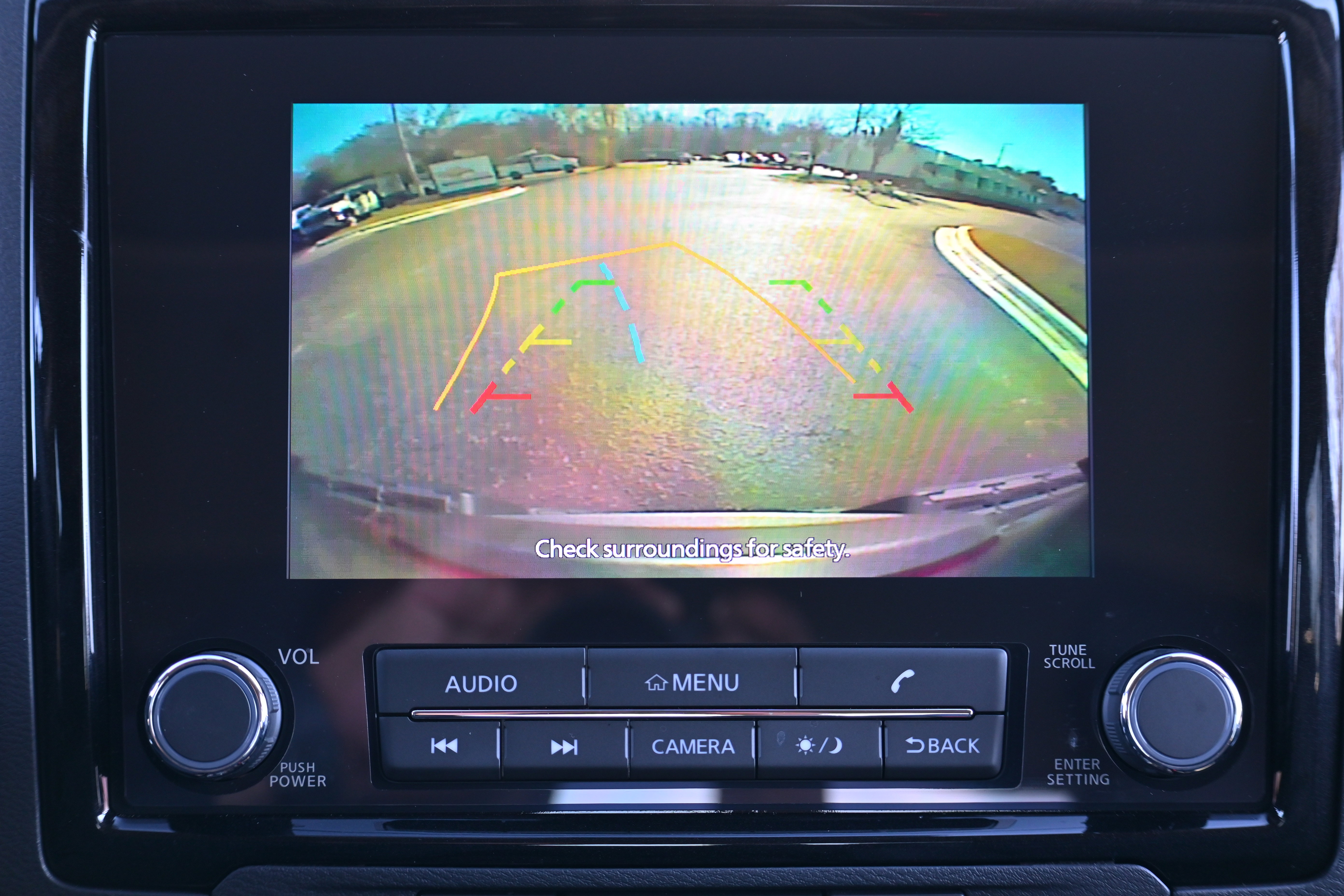 Used 2024 Nissan Frontier SL w/ Technology Package image 15