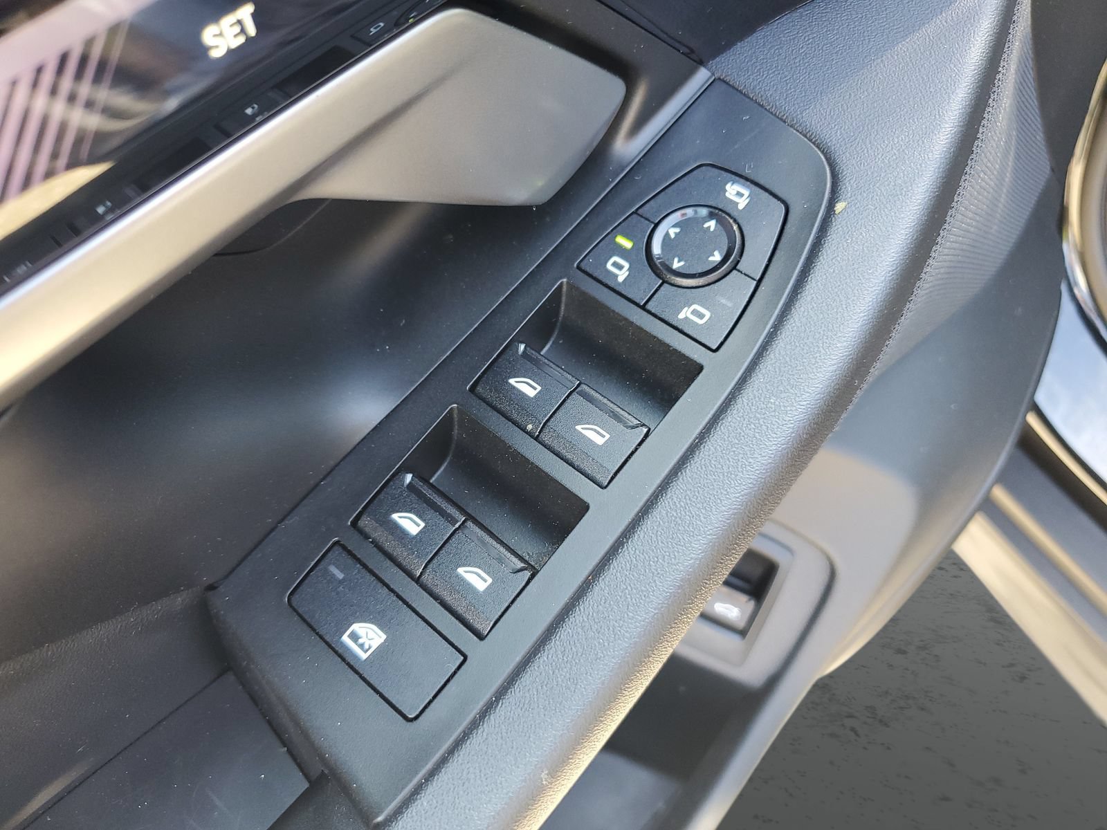 Used 2024 BMW i5 eDrive40i RWD image 22