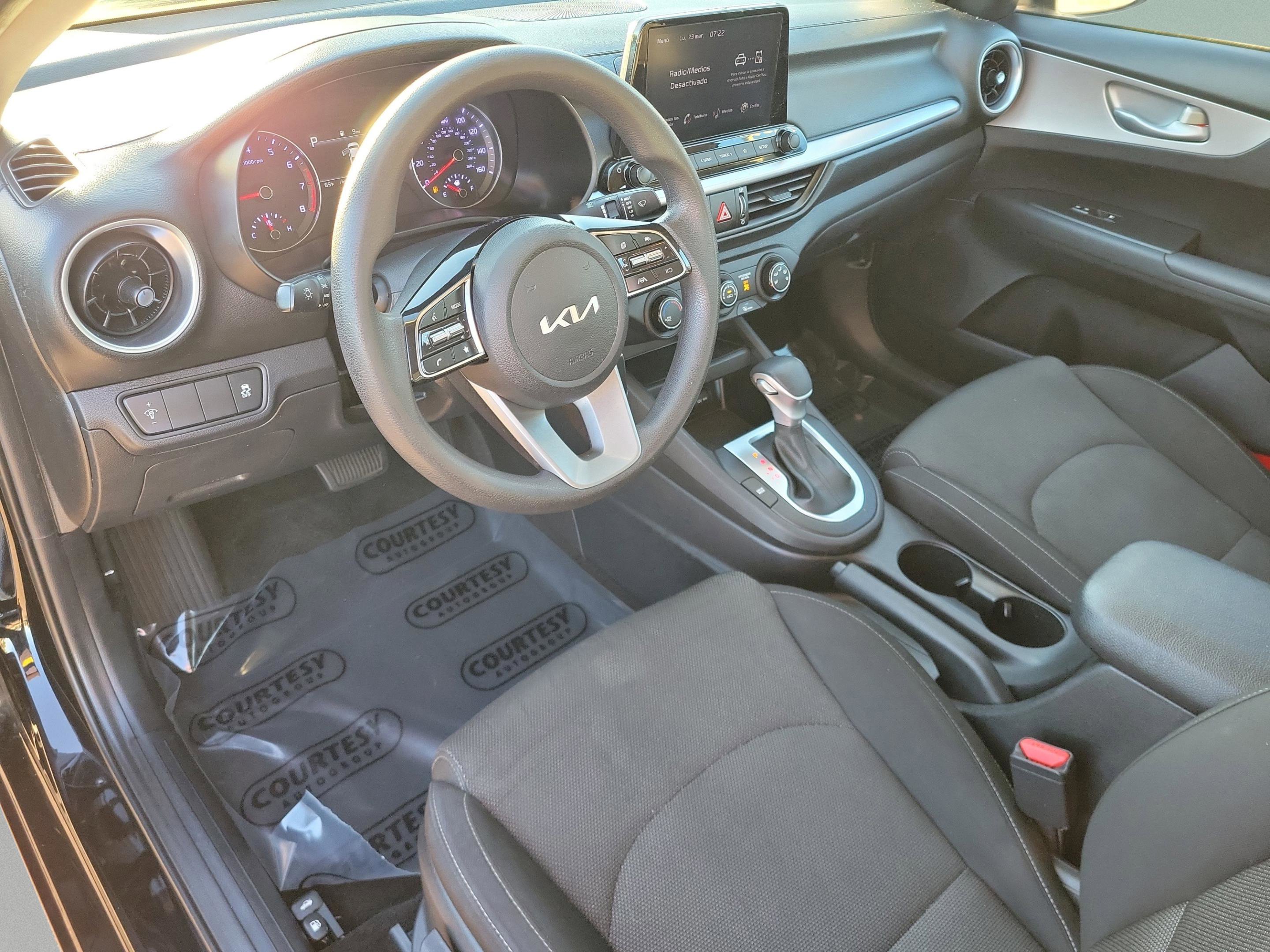 Used 2023 Kia Forte LXS image 18