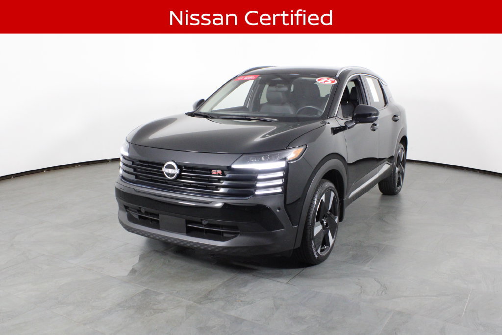Certified 2025 Nissan Kicks SR FWD image 2