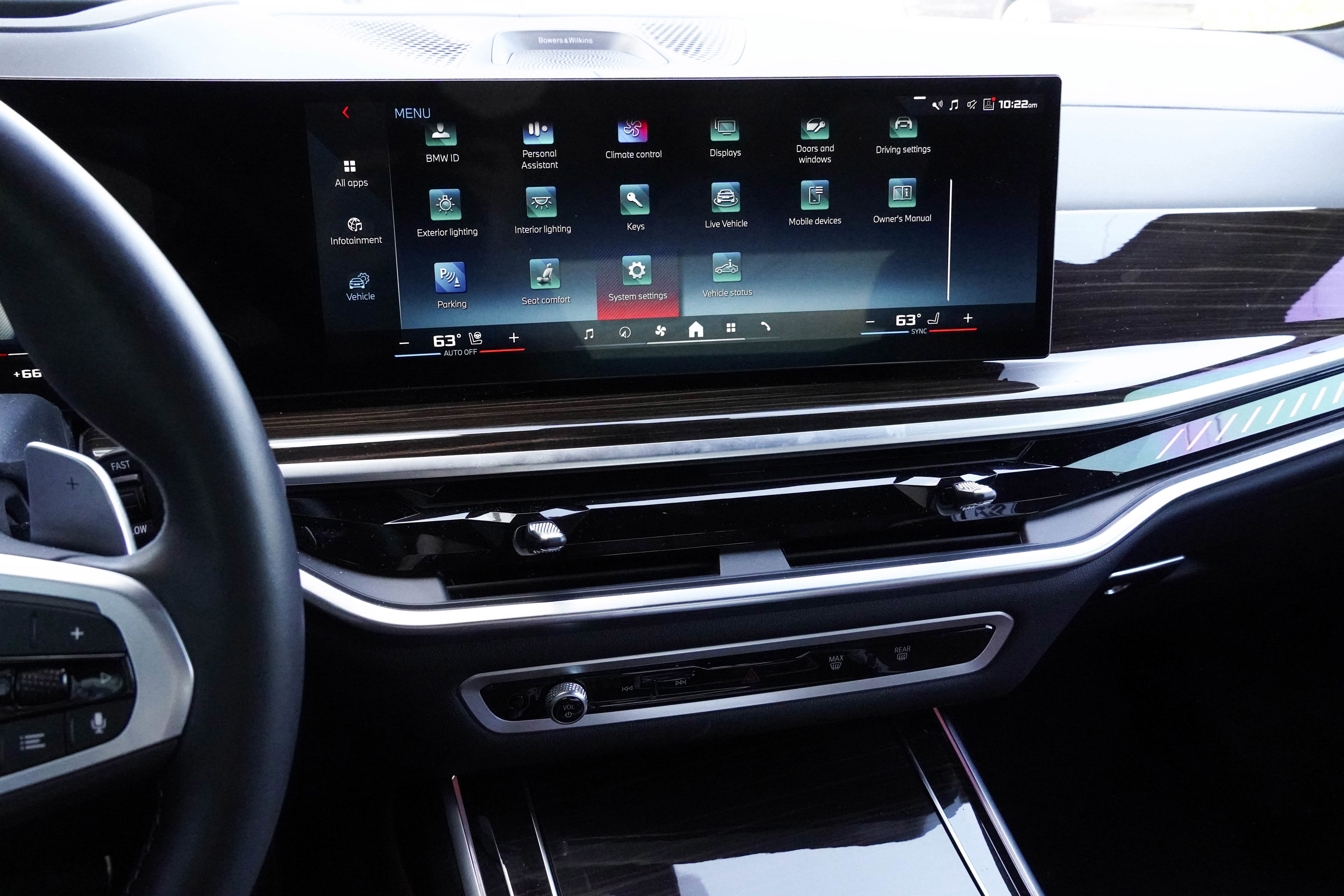 Certified 2024 BMW X7 M60i w/ Executive Package image 26